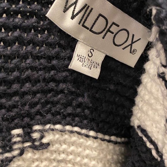 Oversized Couture Zafiris Rustic Navy White V-Neck Sweater - Picture 5 of 9